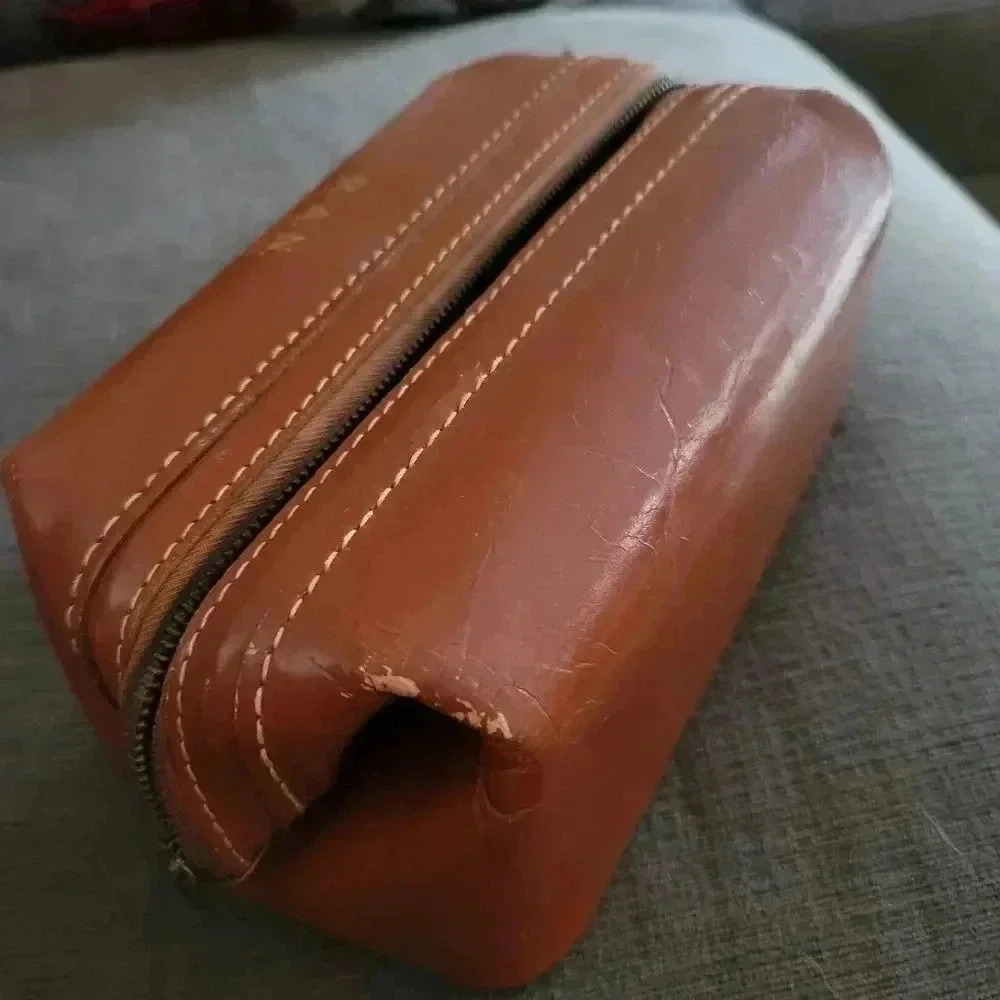 Men's top grain cowhide toiletry shave bag - Picture 3 of 7